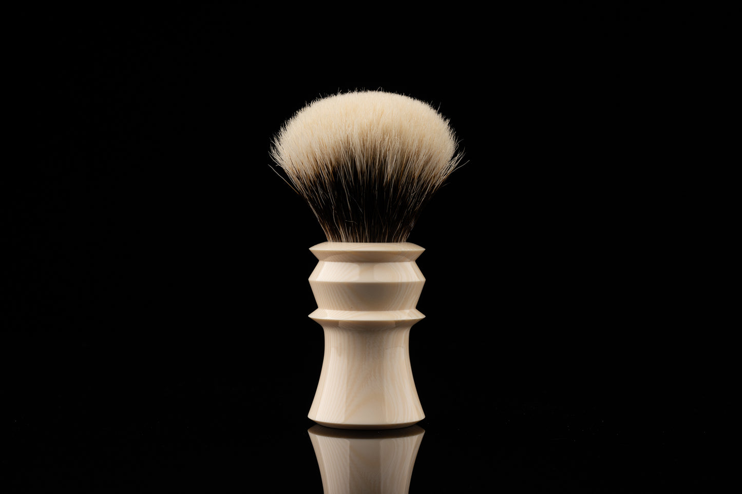 Big Hand - Ivory White shaving brush handle