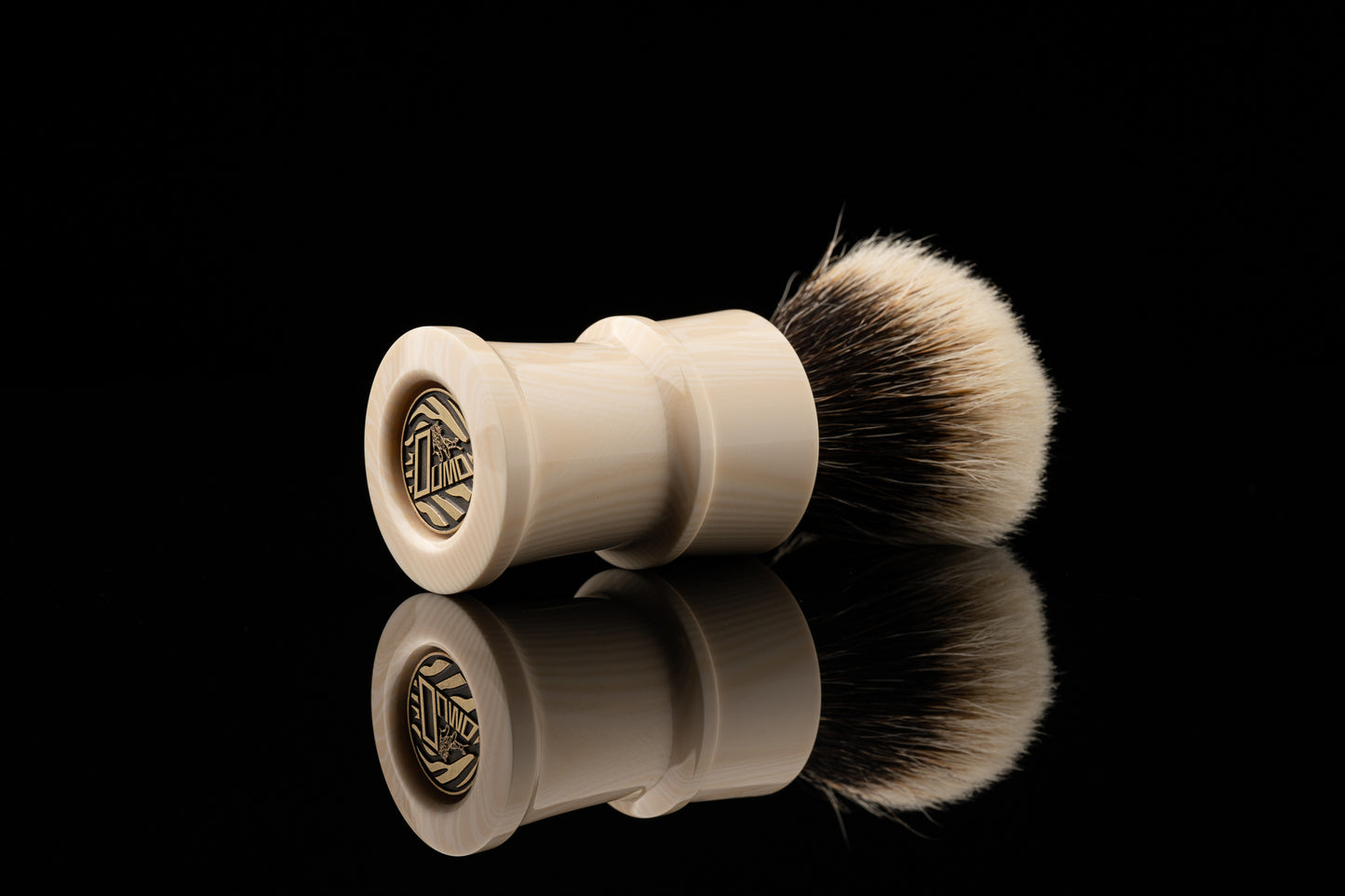 Fortress - Ivory White shaving brush handle