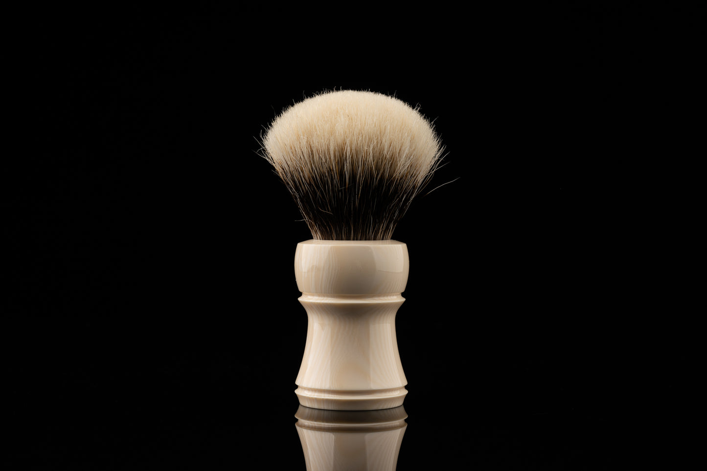 Climber - Ivory White shaving brush handle