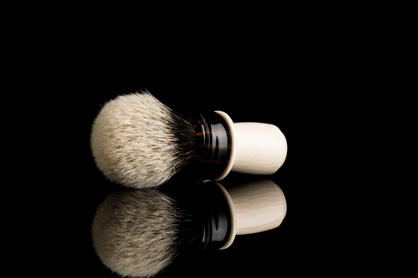 Tulip - Resin Hybird -‘Black Hole #1‘ shaving brush handle