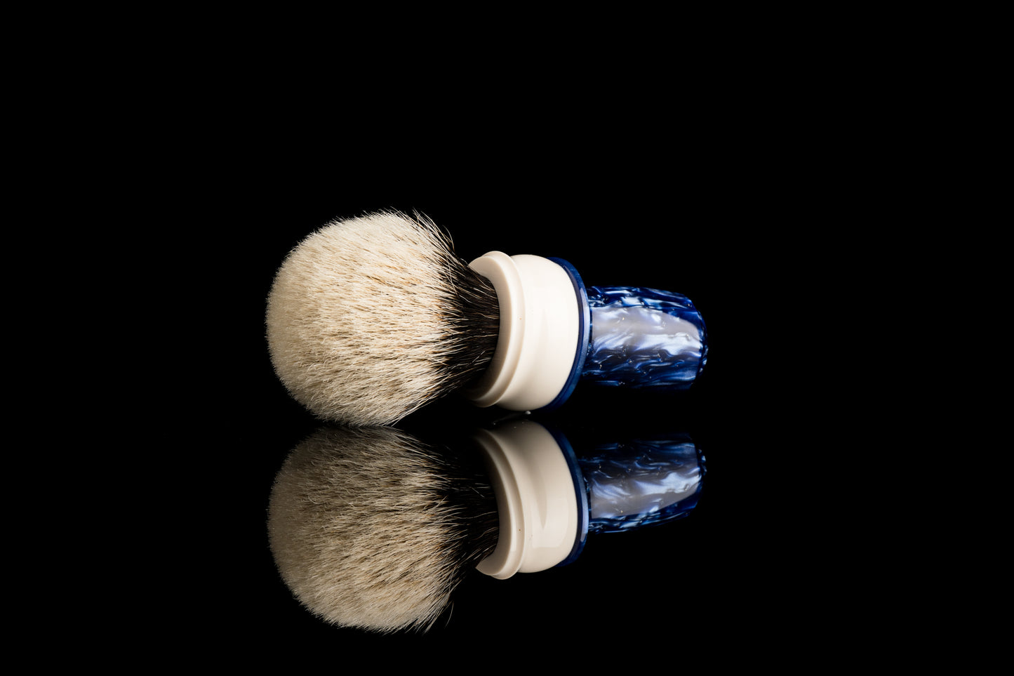 Tulip - Resin Hybird -‘Blue Silk‘ shaving brush handle