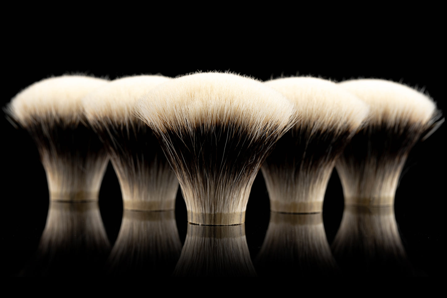 Manchuria M-5 finest two band badger handtied knot