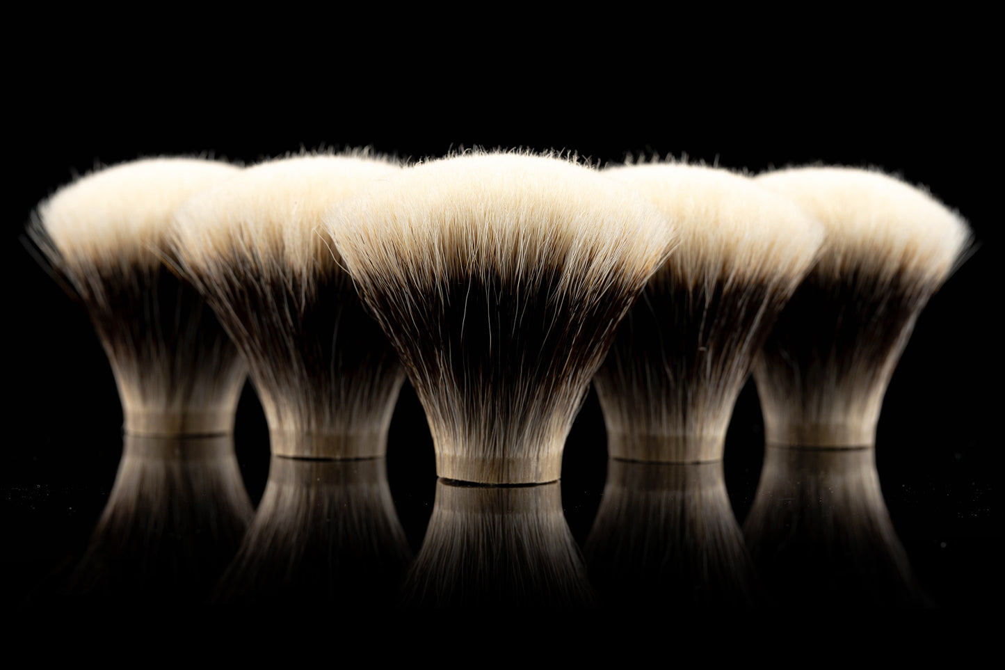 Tyrant T-6 finest two band badger handtied knot