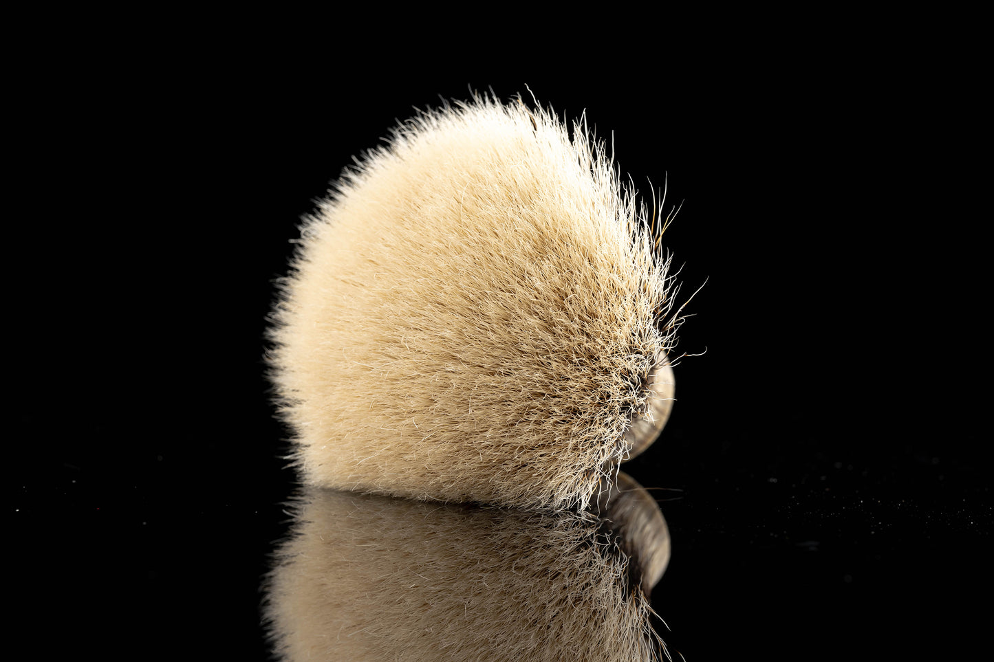 Tyrant T-6 finest two band badger handtied knot