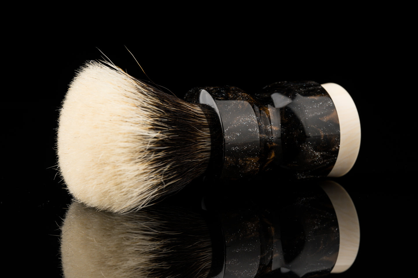 Exceed-1 - ‘暗火’ shaving brush handle