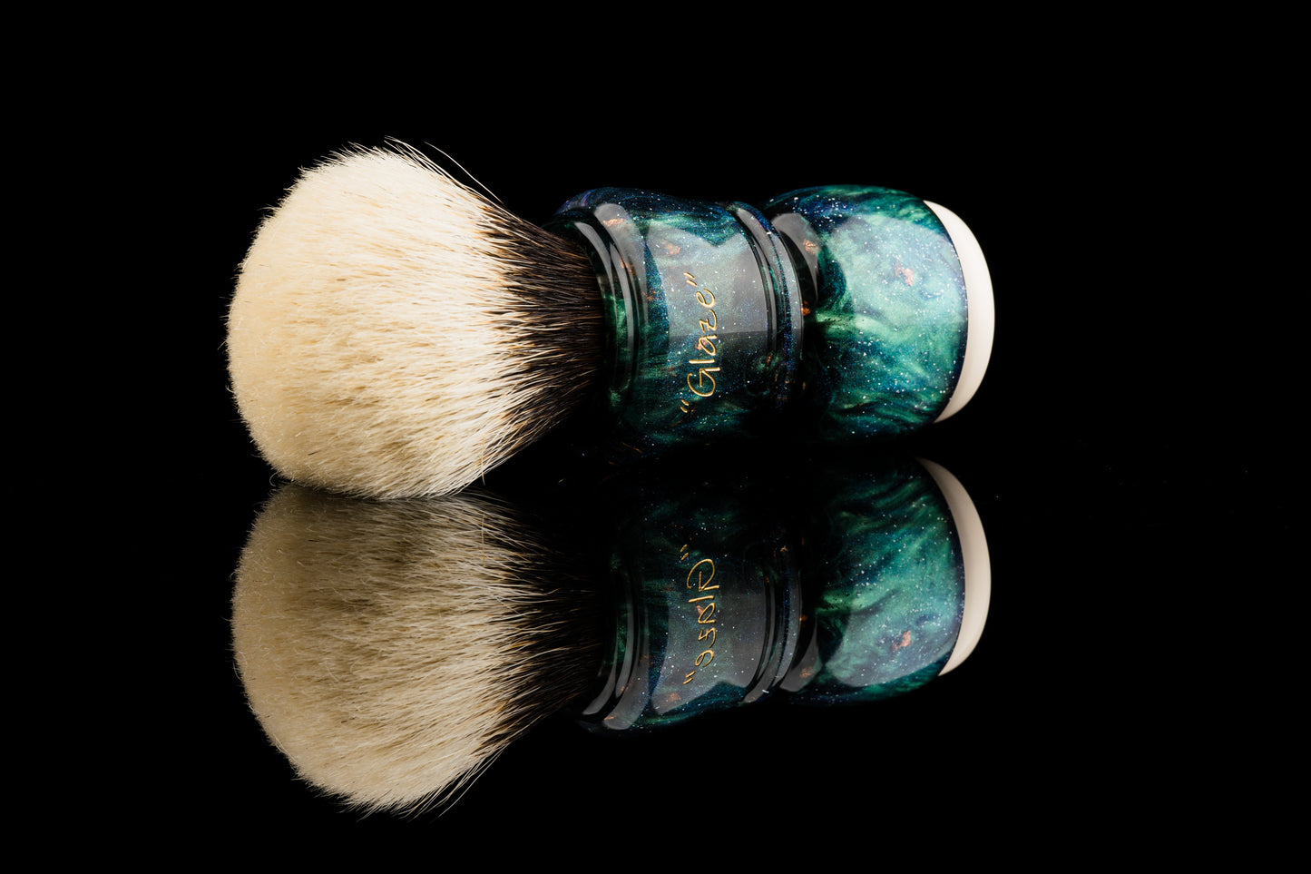 Exceed-5- Glaze ‘Peacock‘ shaving brush handle