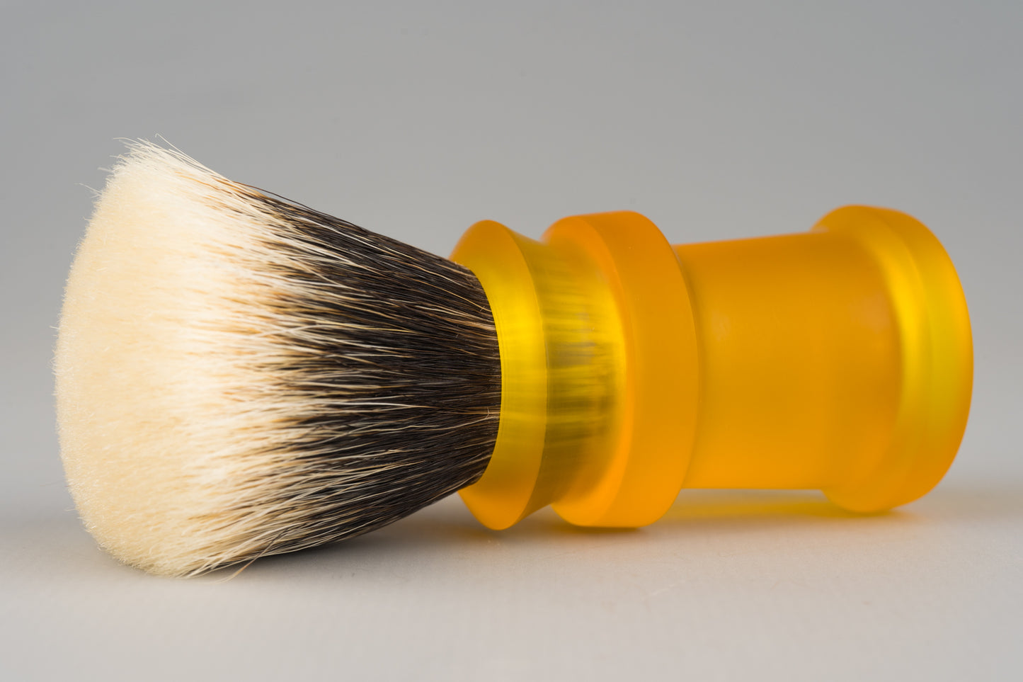 Ding-1 - Satin finished - lemon shaving brush handle