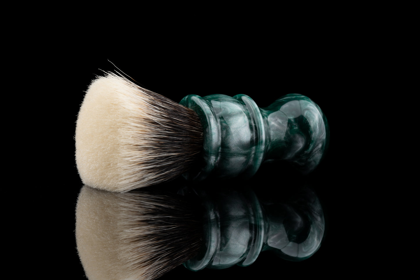 Venus(L)- Beyond the Arctic shaving brush handle