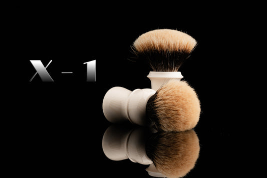 OUMO SHAVING BRUSH LAB & 'X-1‘