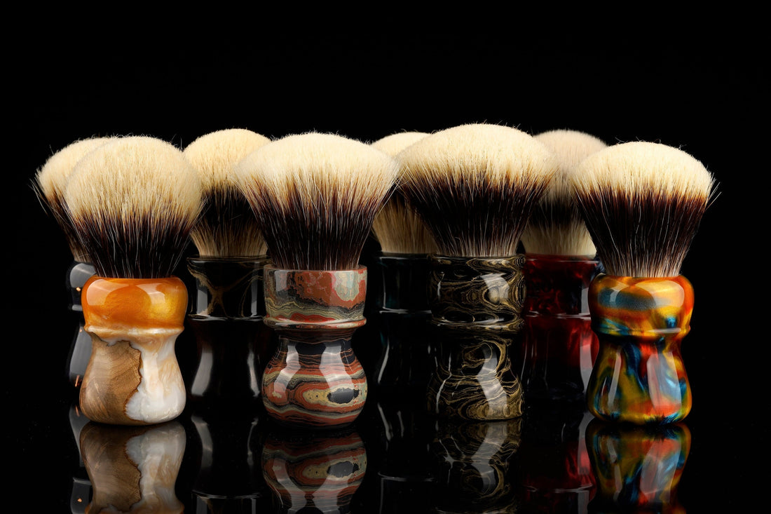 How to Choose the Right OUMO Shaving Brush - 如何选择一个适合你的OUMO剃须刷？
