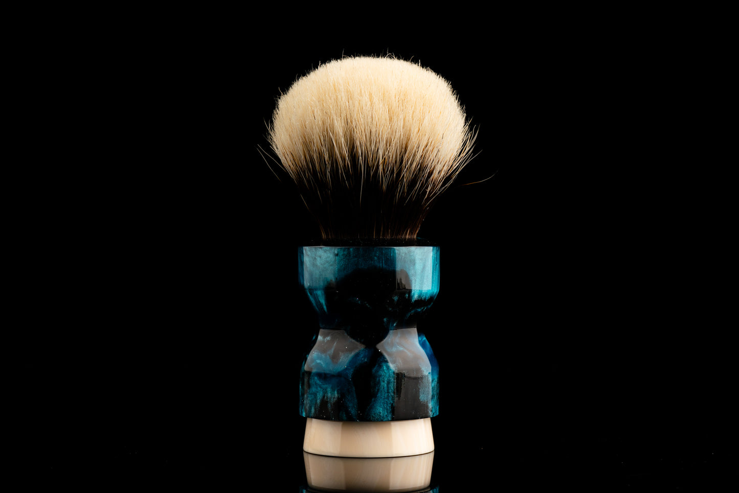 Exceed-1-‘Aurora’  shaving brush handle