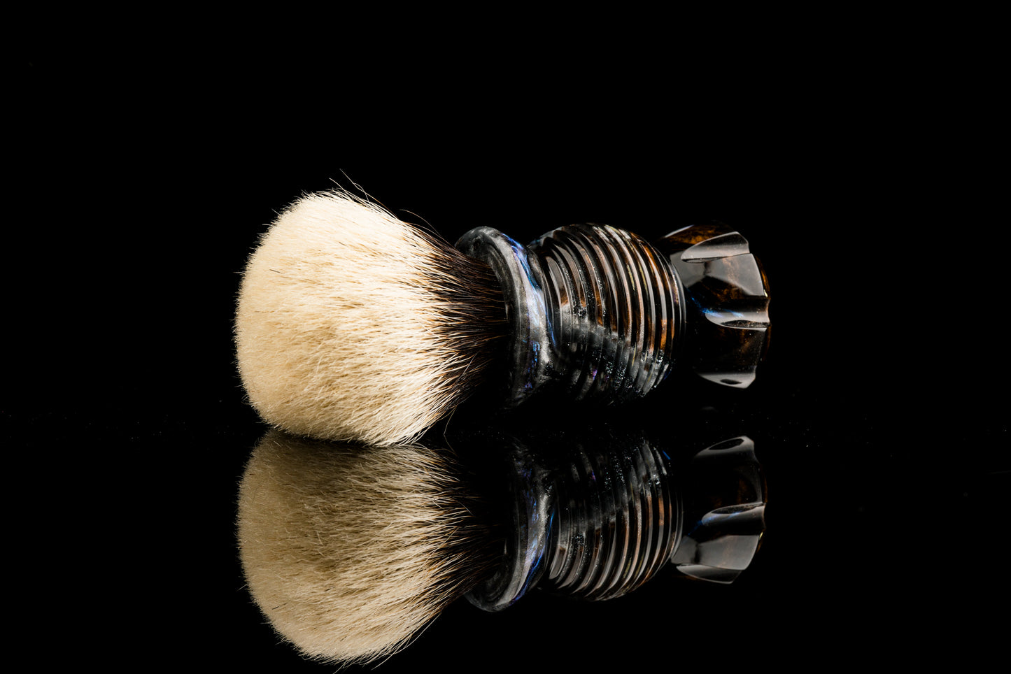 Classic Honeycomb - ‘Storm's Eye‘ shaving brush handle