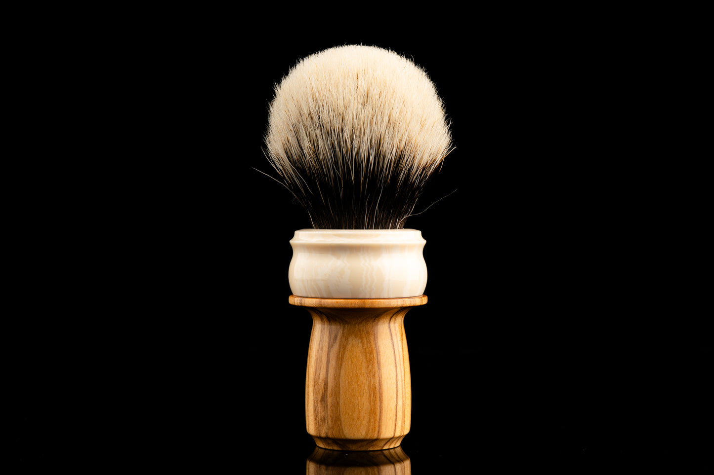 Tulip - ‘Olive wood‘ shaving brush handle