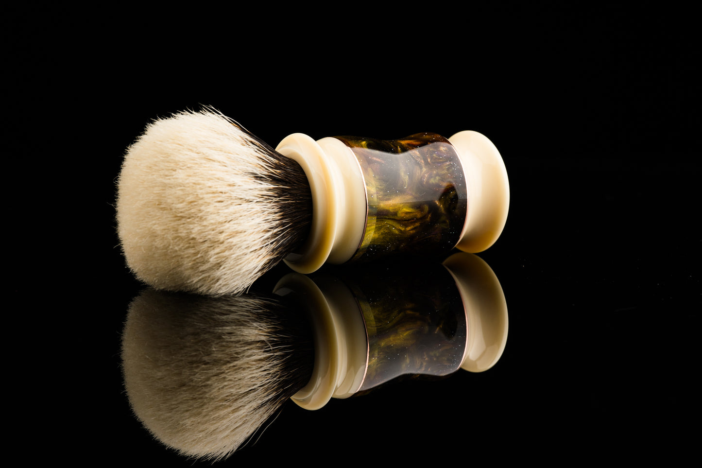 Exceed-玖-Glaze-'M26 Nebula' Limited Edition shaving brush handle