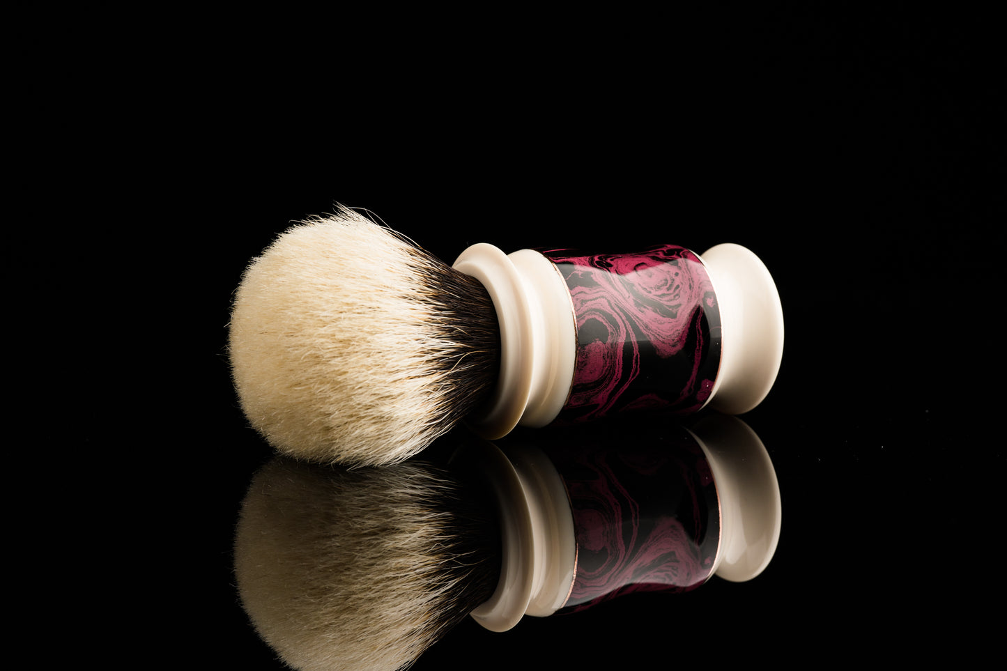 Exceed-玖-Ebonite-'Violet #2' Limited Edition shaving brush handle