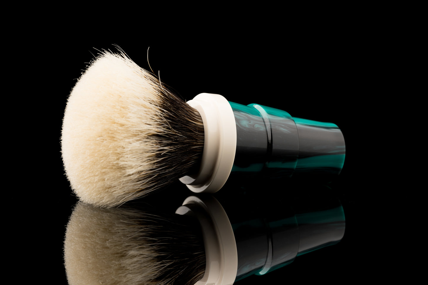 The Eighth Coffee of OUMO - ‘Pampas Blue Latte’ Limited Edition shaving brush handle