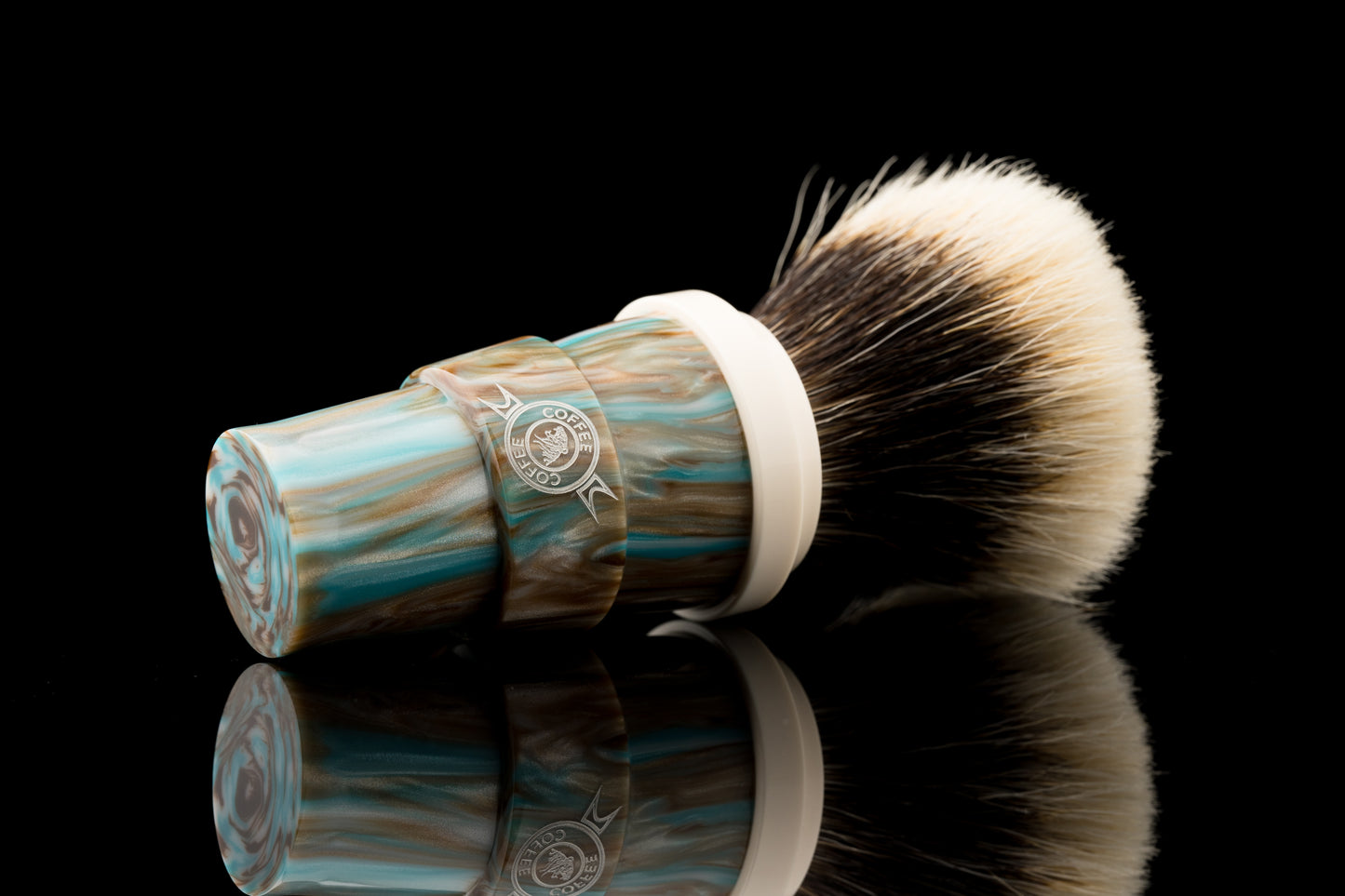 The Fourth Coffee of OUMO - ‘Blue Velvet Latte’ Limited Edition shaving brush handle