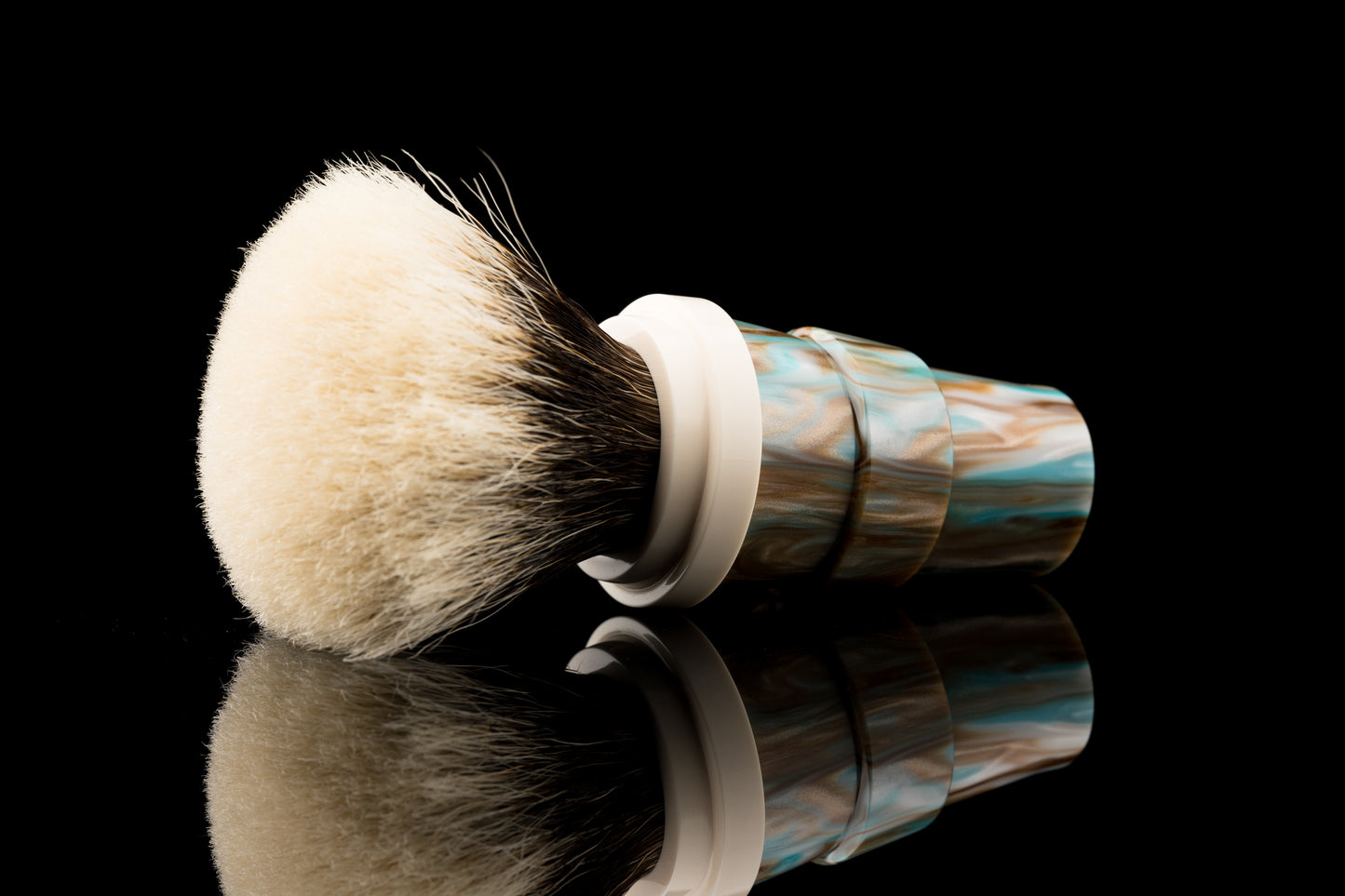 The Fourth Coffee of OUMO - ‘Blue Velvet Latte’ Limited Edition shaving brush handle