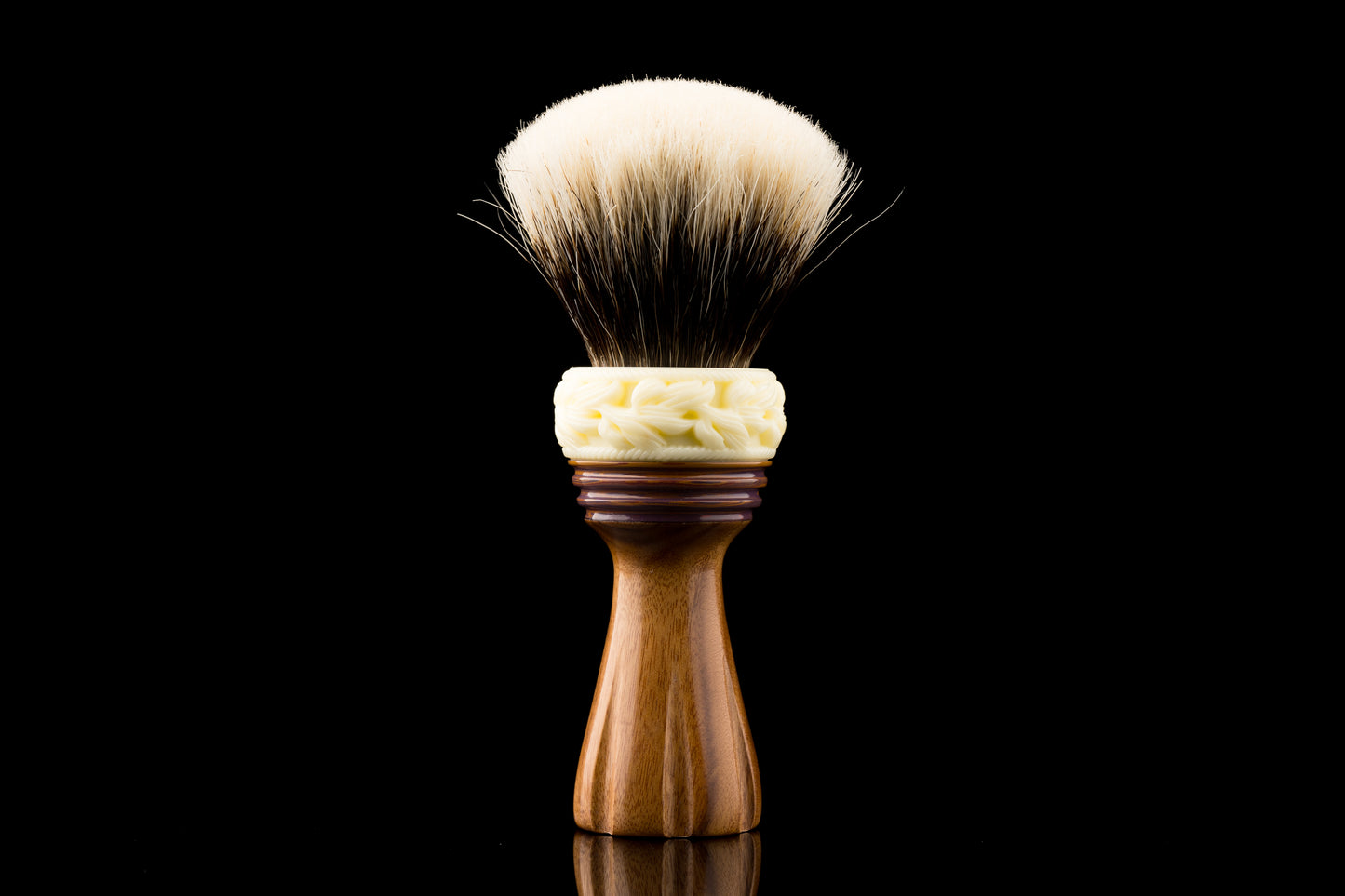 ‘Yingluo’- ‘和平’ Limited Edition shaving brush handle