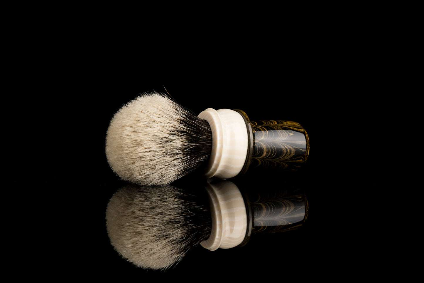 Tulip - Ebonite Hybird -‘Rider‘ shaving brush handle