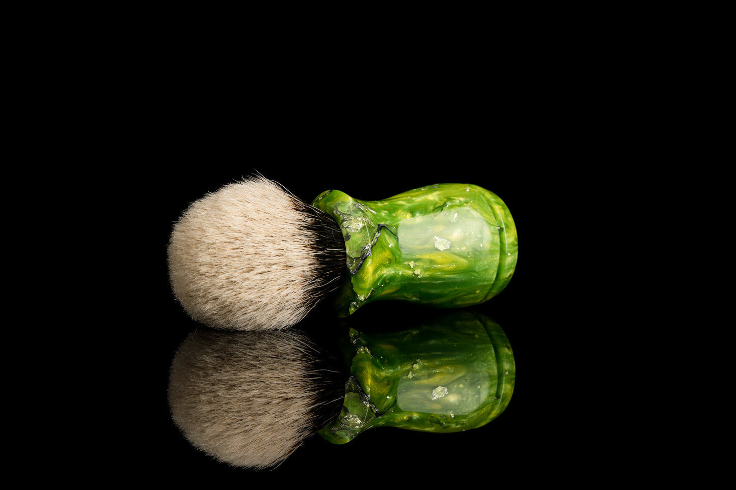 Element  - 'Spring 'shaving brush handle