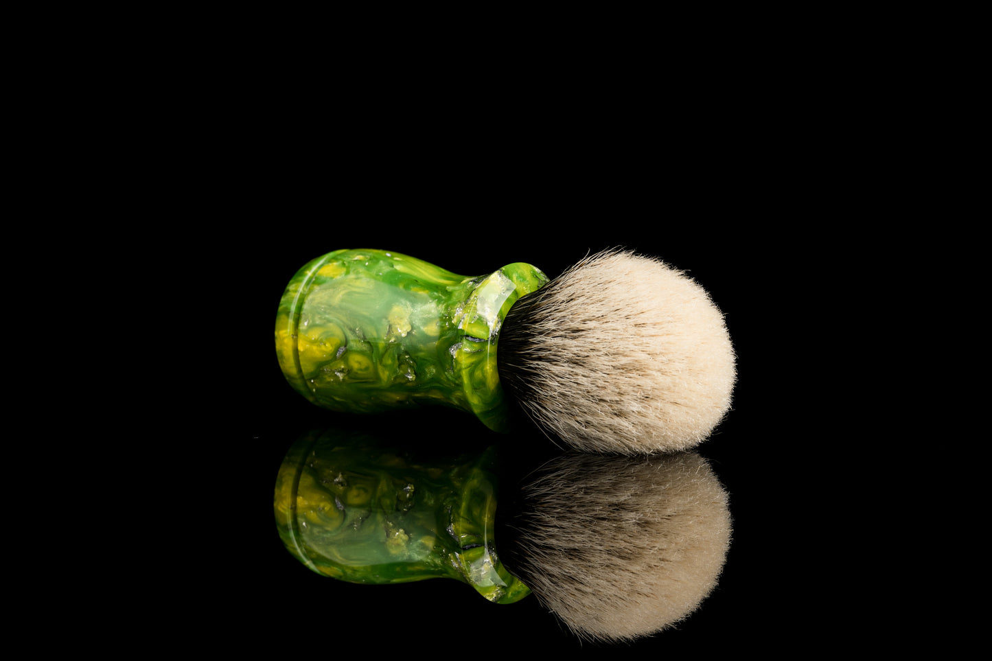 Element  - 'Spring 'shaving brush handle