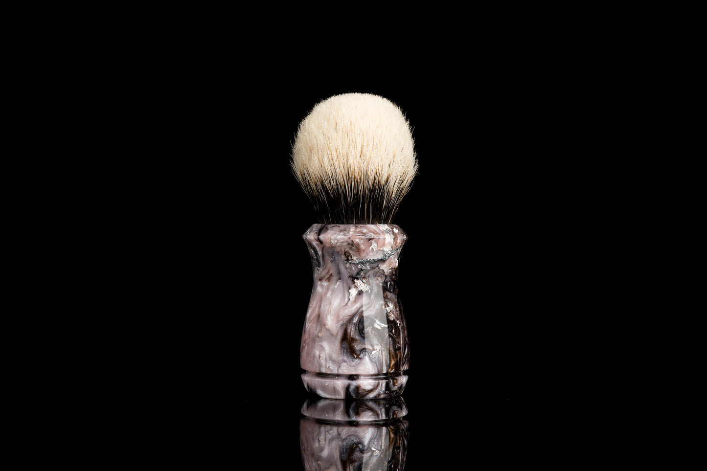 Element  - '太极 'shaving brush handle