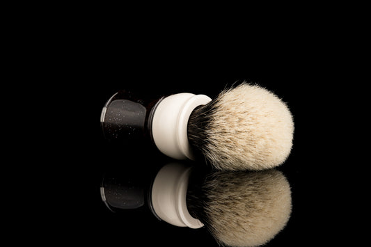 Exceed-贰-Glaze-'Black Hole' shaving brush handle