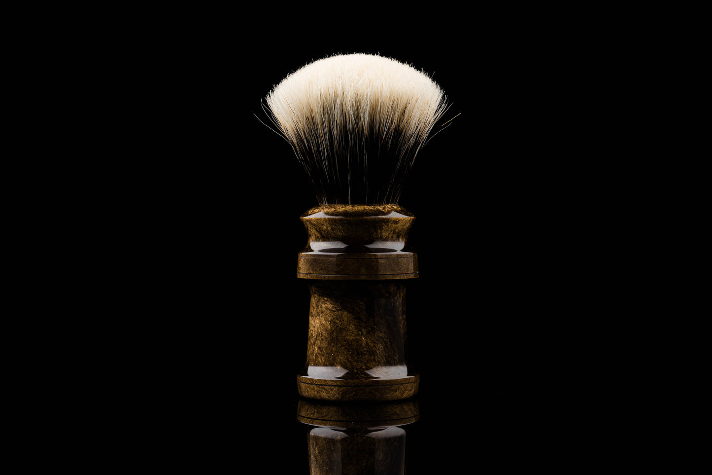 Ding - 1 - Panning shaving brush handle