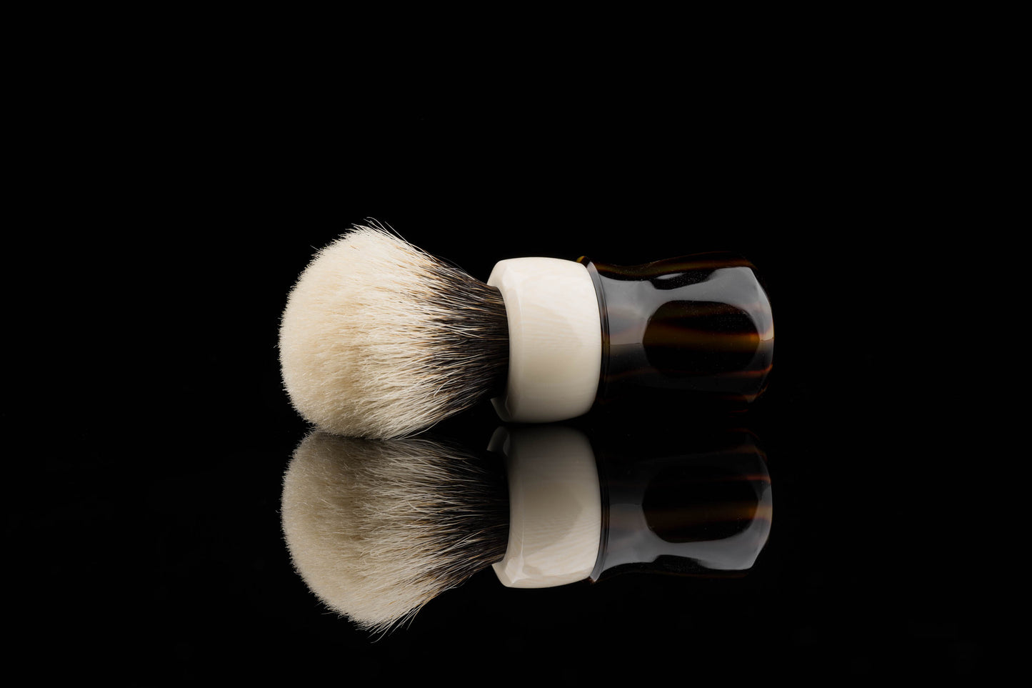 Warhammer - 'Black hole' Resin Hybrid shaving brush handle