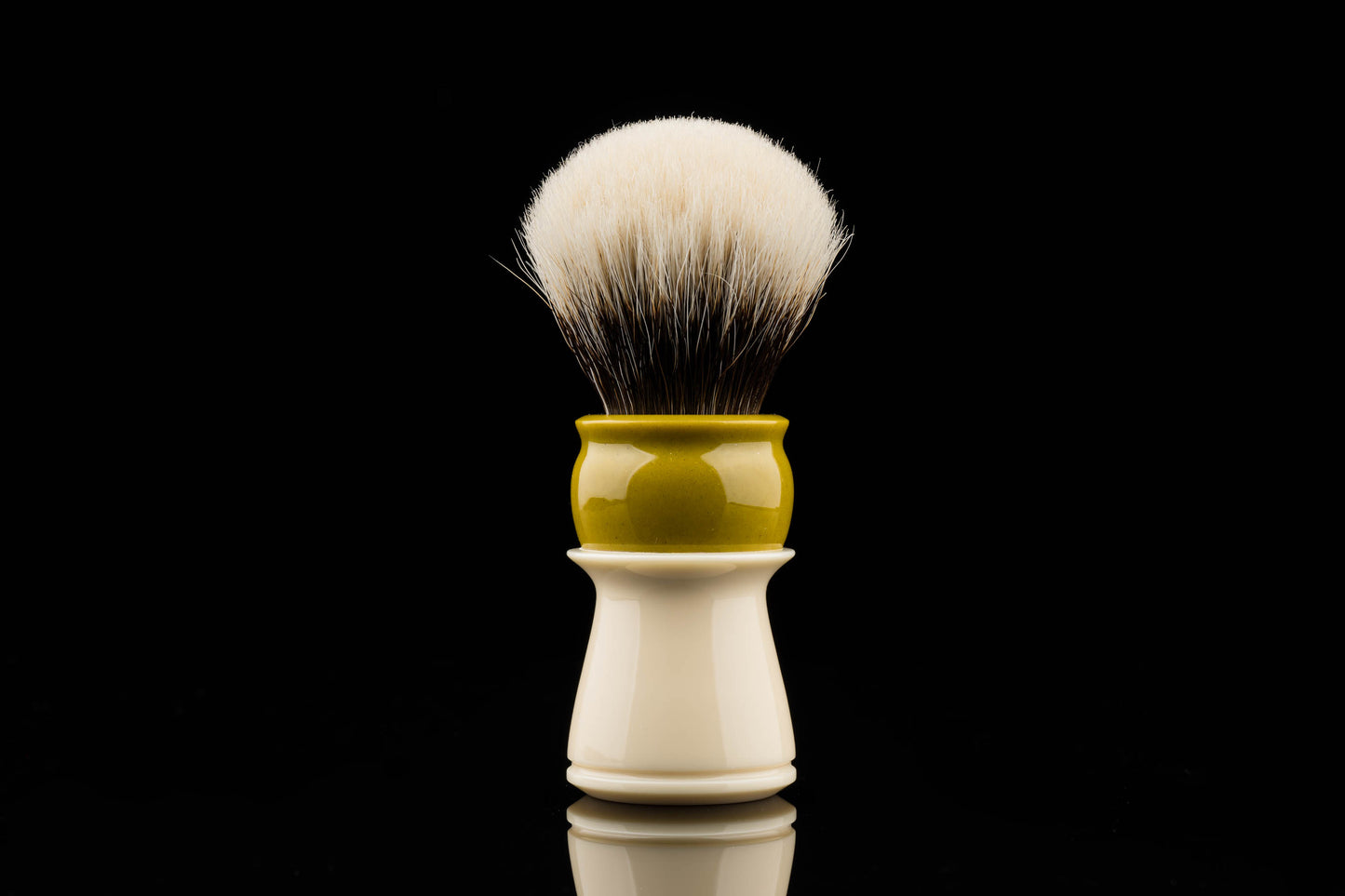 Exceed-2-'Loess' Acrylic Hybrid shaving brush handle