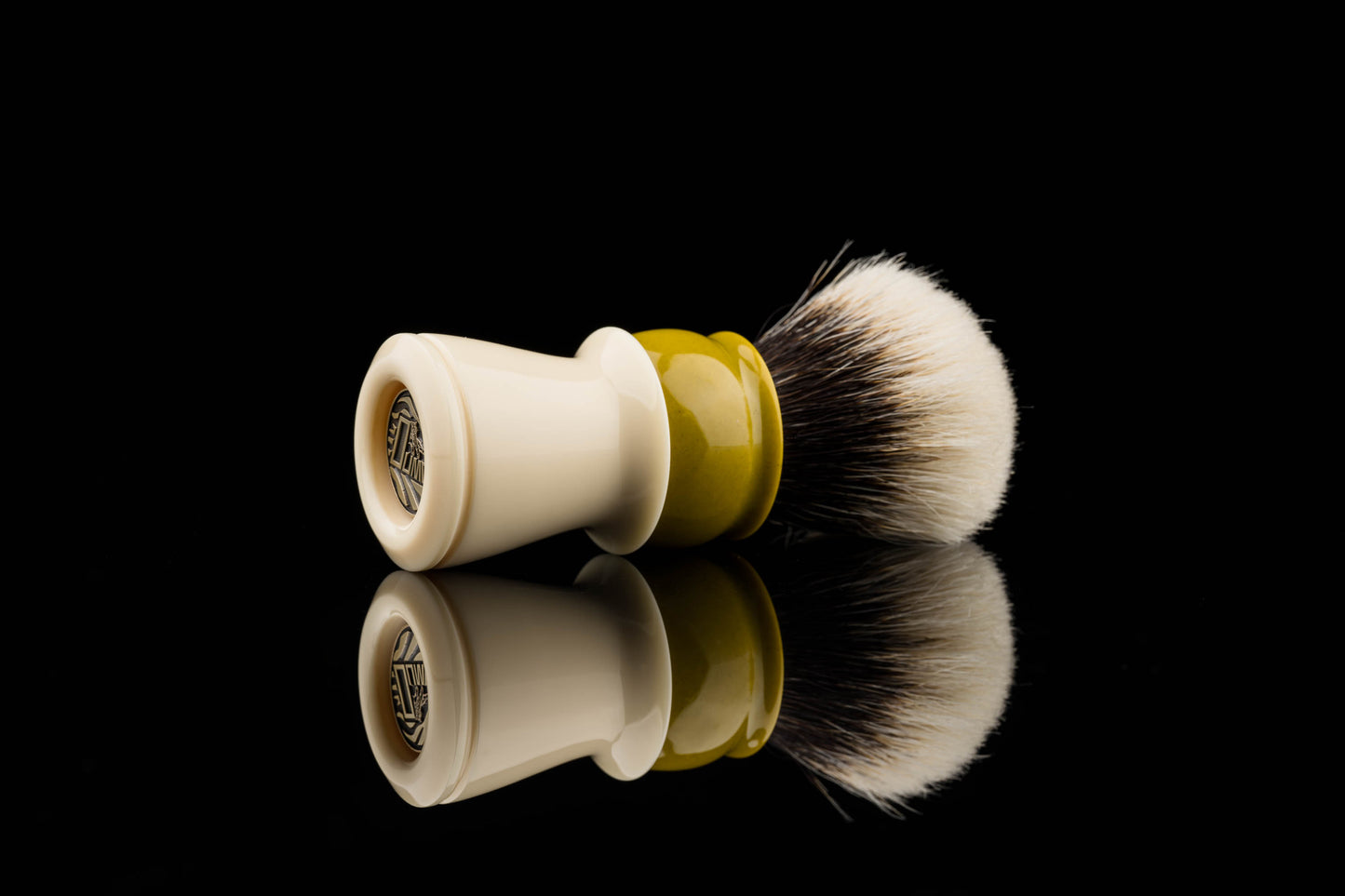 Exceed-2-'Loess' Acrylic Hybrid shaving brush handle