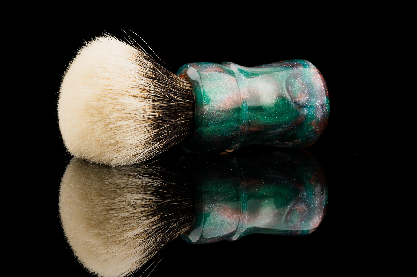 Warhammer - Glaze - ‘Peacock Nebula’  shaving brush handle