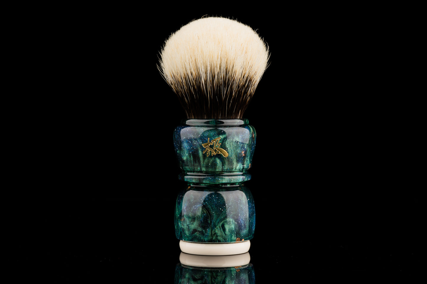 Exceed-5- Glaze ‘Peacock‘ shaving brush handle